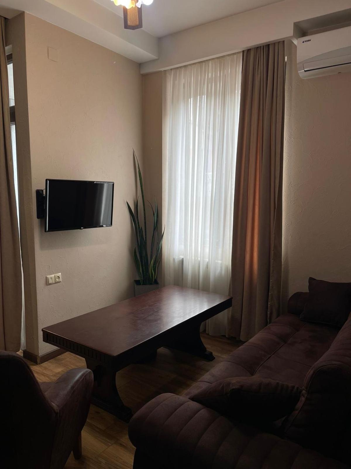 Apartment Anzi Batumi Esterno foto