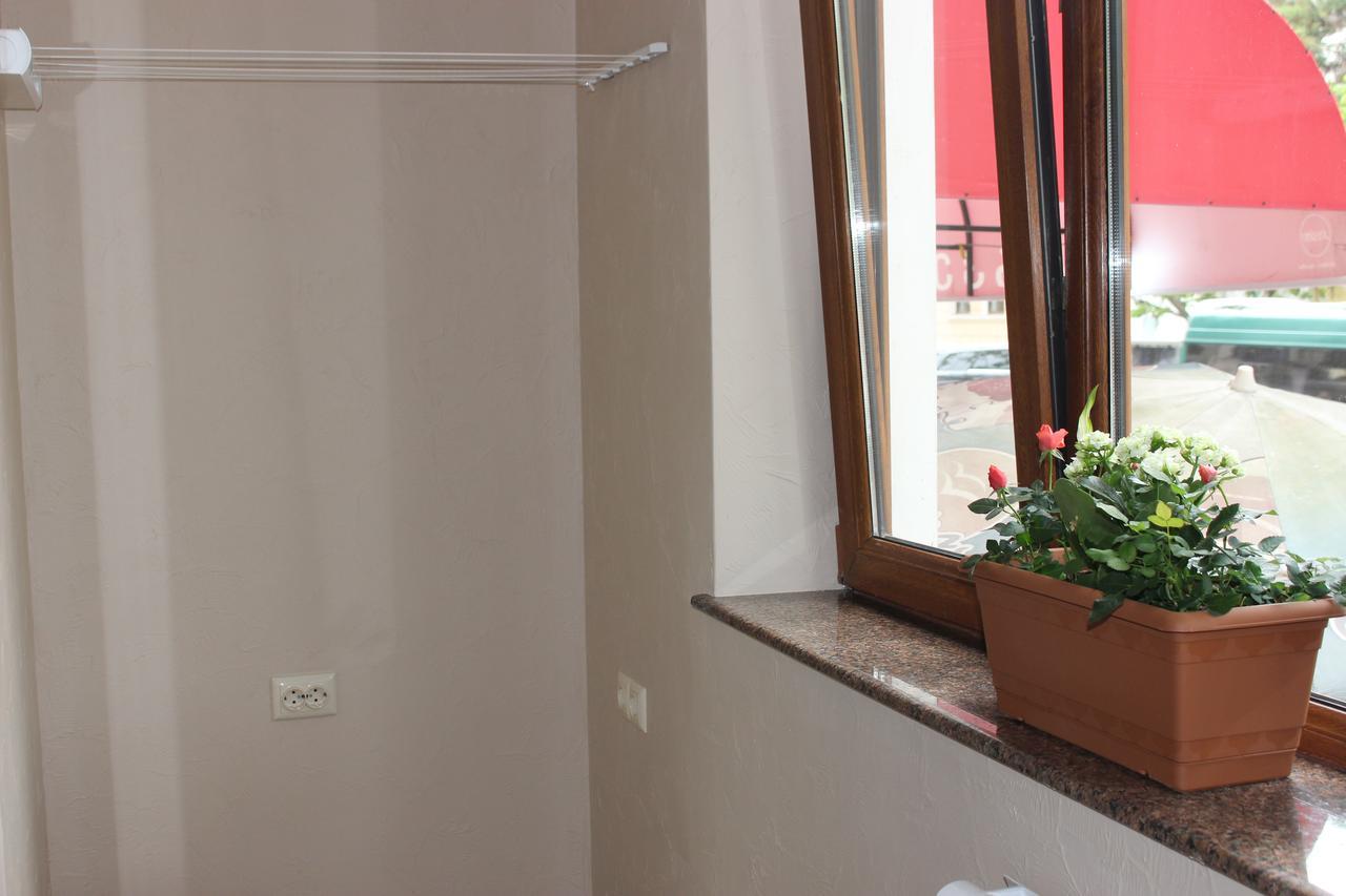 Apartment Anzi Batumi Esterno foto