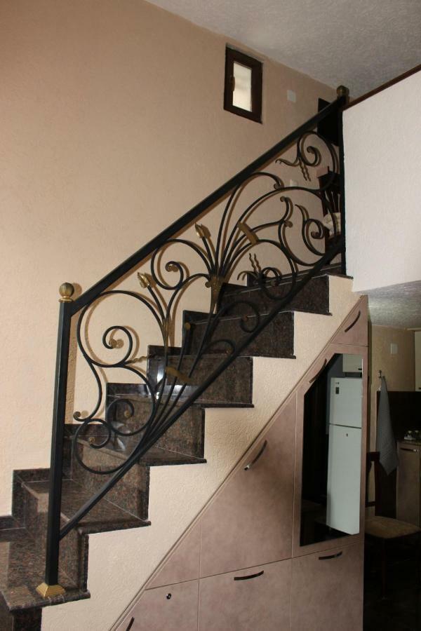 Apartment Anzi Batumi Esterno foto